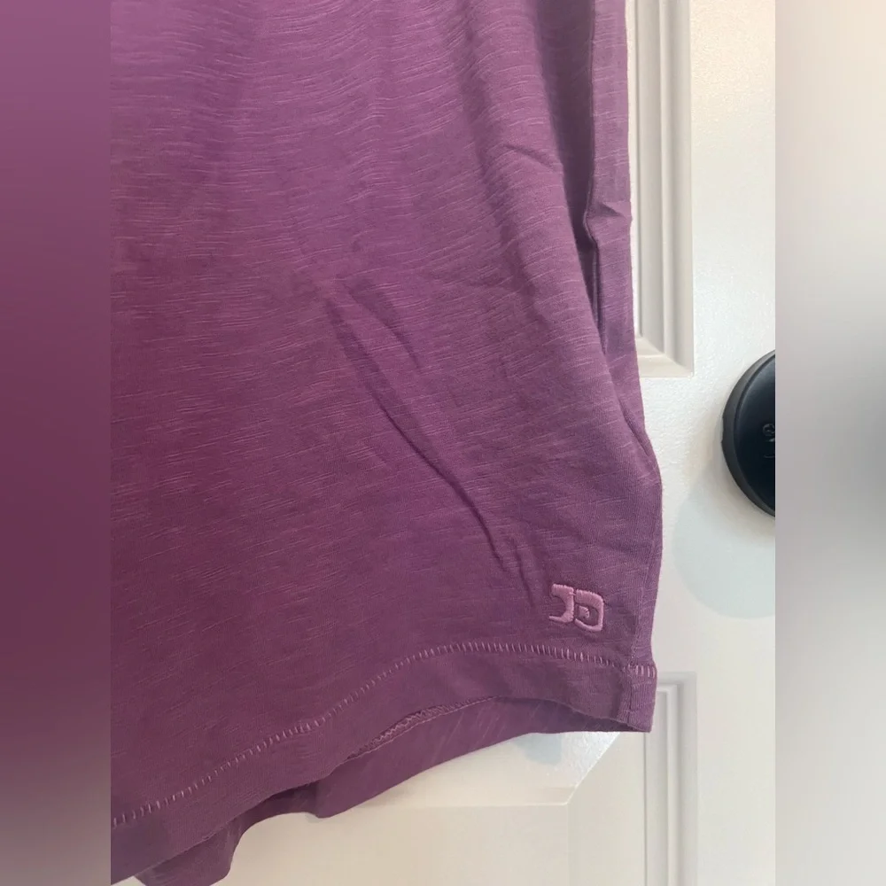 Joe’s Jeans Grape Haze Short Sleeve Tee Medium NWT - Picture 4 of 7